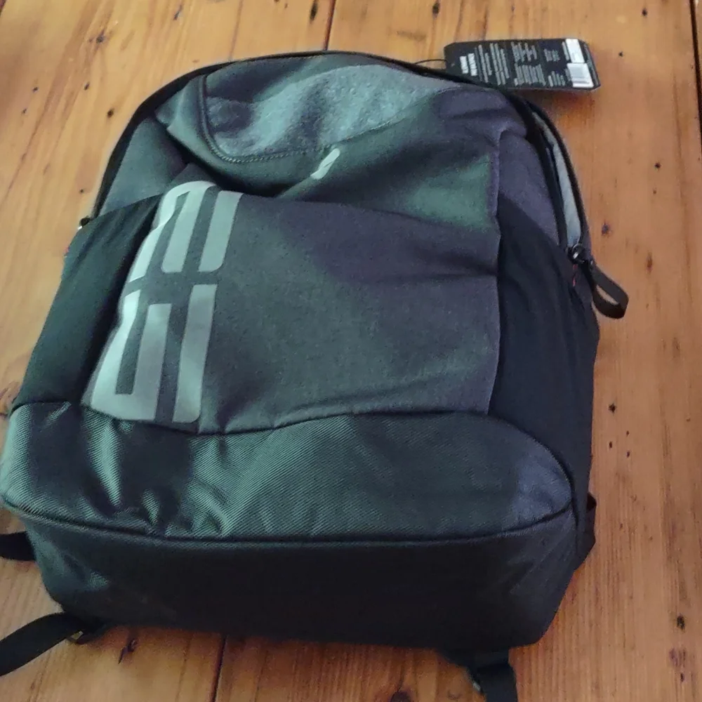 Nwt Alienware pro laptop backpack